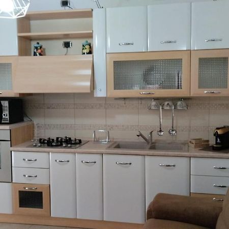 La Casa Di Elisa Apartment Bari Ngoại thất bức ảnh